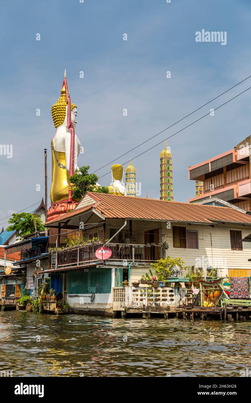 big buddha, wat khun chan, wat waramartaya punthasatharam, complesso di templi buddisti, khlong dan, khlongfahrt sui canali di bangkok, bangkok, thailandia, asia Foto Stock