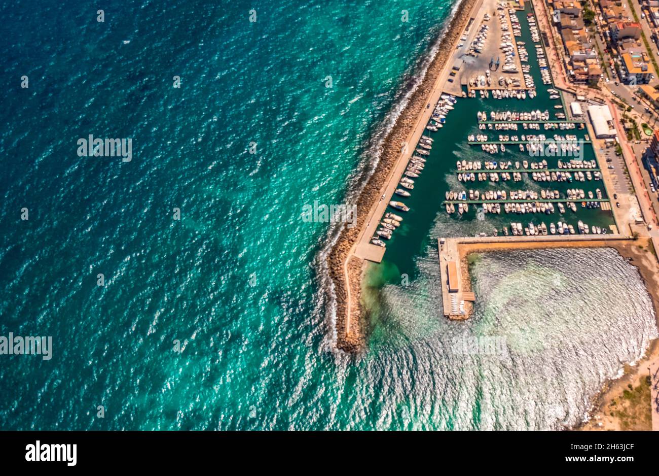 vista aerea, porto turistico porto esportu de can picafort, santa margalida, maiorca, isole baleari, spagna Foto Stock