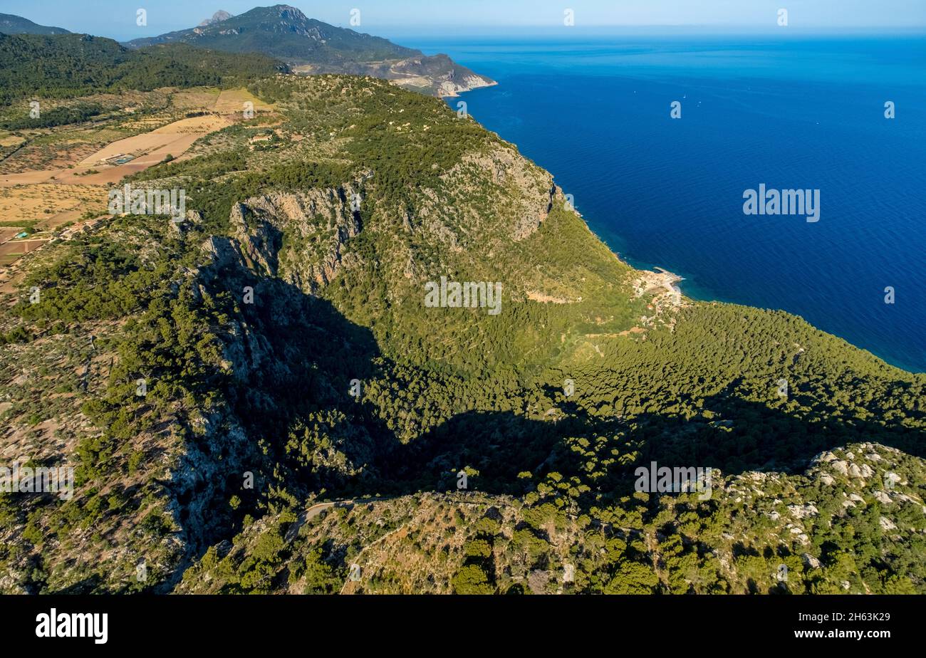 veduta aerea,port de valldemossa,monti tramuntana,valldemossa,mallorca,isole baleari,spagna Foto Stock