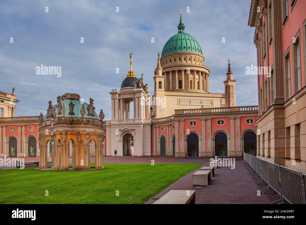 fortunaportal dal palazzo della città con st. nikolaikirche, potsdam, brandeburgo, germania Foto Stock