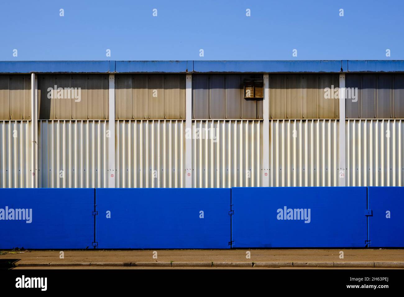 stabilimento nella zona del porto Foto Stock