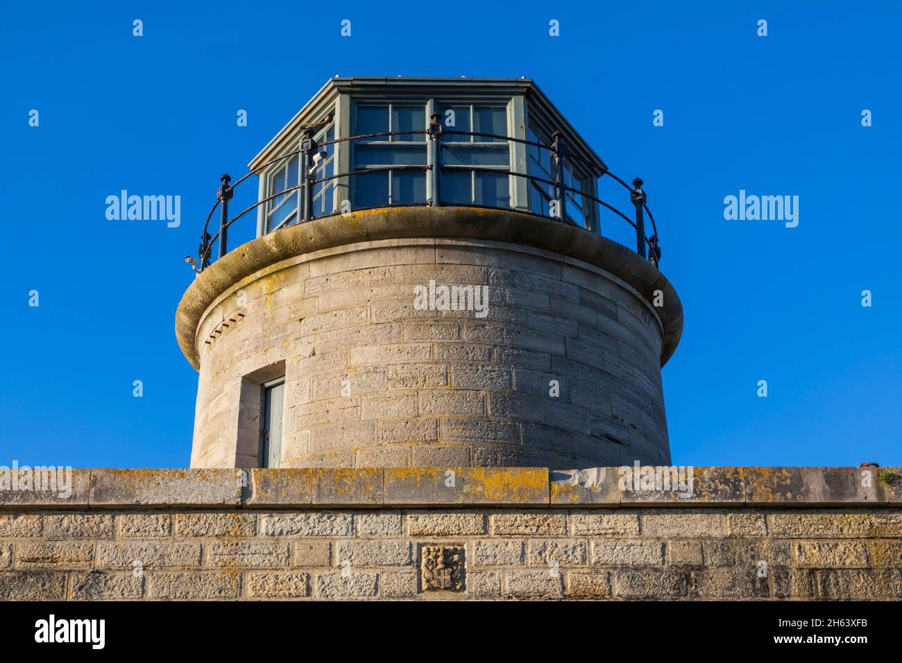 inghilterra, hampshire, la nuova foresta, keyhaven, il castello di hurst, la storica torre faro e le mura del castello Foto Stock