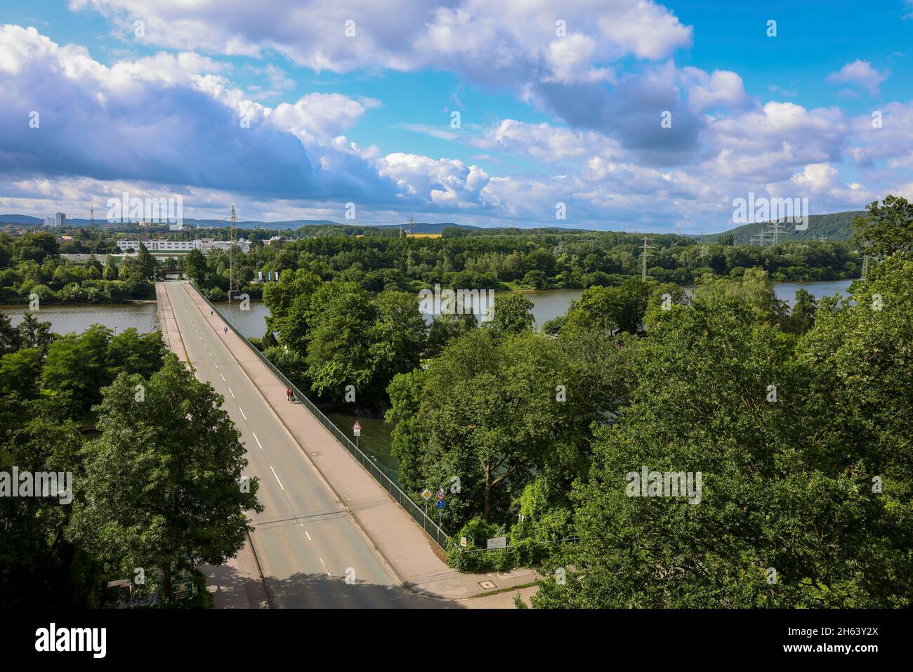 hagen,herdecke,dortmund,North rhine-westphalia,germany - ruhrbruecke am hengsteysee,il lago è una riserva completa nel 1929 e gestita dalla Ruhrverband nel corso della ruhr tra le città di hagen,dortmund e herdecke nella zona della ruhr. È una delle sei riserve della ruhr e prende il nome dal vicino distretto di hagen hagen in dietro, dortmund ed herdecke davanti. Foto Stock