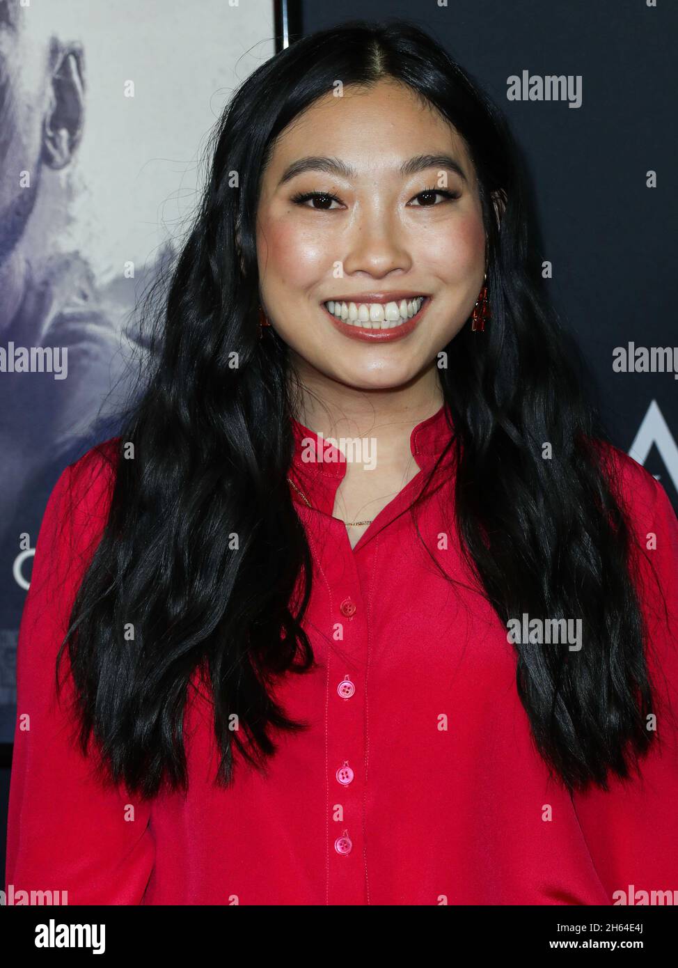 Hollywood, Stati Uniti. 12 novembre 2021. HOLLYWOOD, LOS ANGELES, CALIFORNIA, USA - 12 NOVEMBRE: L'attrice Awkwafina (Nora Lum) arriva al 2021 AFI Fest - prima mondiale di Apple Original Films' 'song wan' tenuto al TCL Chinese Theatre IMAX il 12 novembre 2021 a Hollywood, Los Angeles, California, USA. (Foto di Xavier Collin/Image Press Agency) Credit: Image Press Agency/Alamy Live News Foto Stock