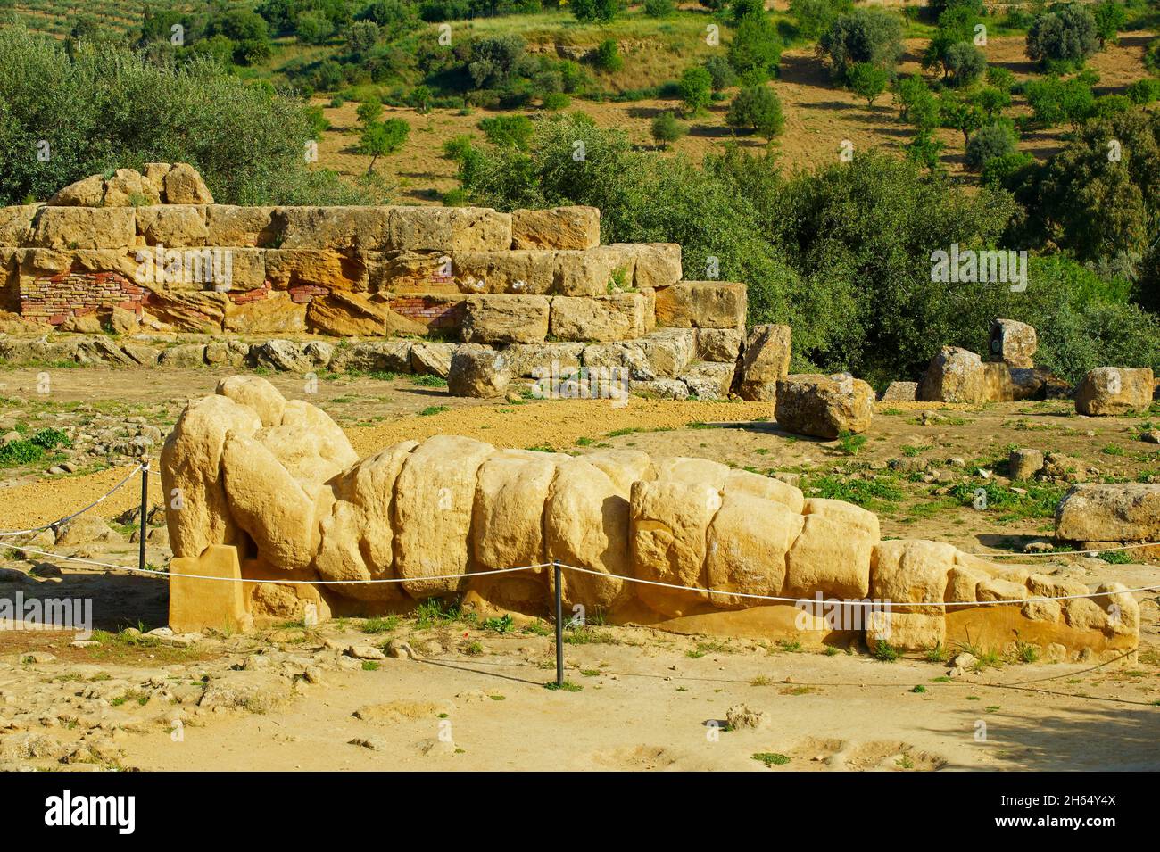 Italia, Sicilia, Agrigento, Valle dei Templi, Area archeologica, statua di Telamone Foto Stock