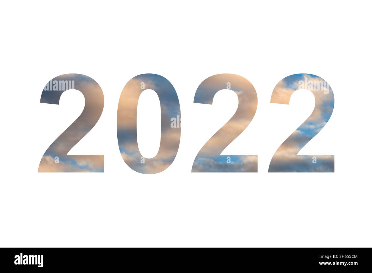 Su uno sfondo bianco si trova il numero 2022 riempito con un'immagine di un cielo nuvoloso con toni blu, grigio e arancione. Foto Stock