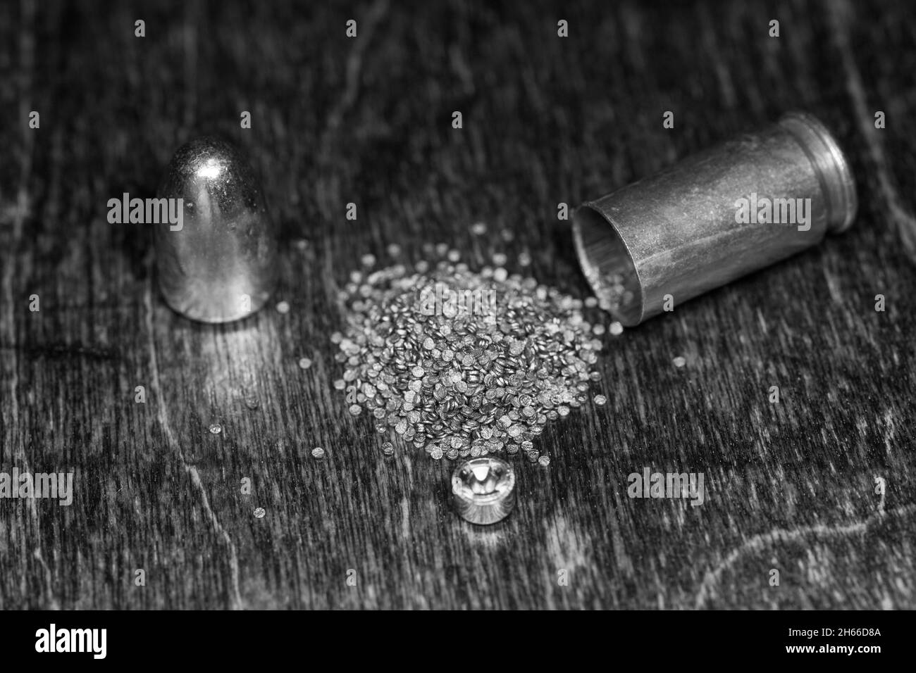 Componenti della cartuccia della pistola manuale Foto Stock