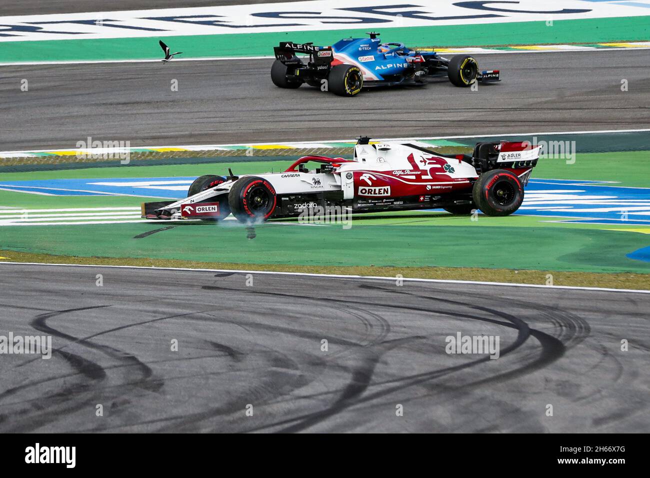 07 RAIKKONEN Kimi (fin), Alfa Romeo Racing ORLEN C41, girata durante la gara Sprint della Formula 1 Heineken Grande Premio De Sao Paulo 2021, Gran Premio di San Paolo, 19° round del Campionato del mondo FIA Formula uno 2021 dal 12 al 14 novembre 2021 sul circuito Interlagos, A San Paolo, Brasile - Foto: Antonin Vincent/DPPI/LiveMedia Foto Stock