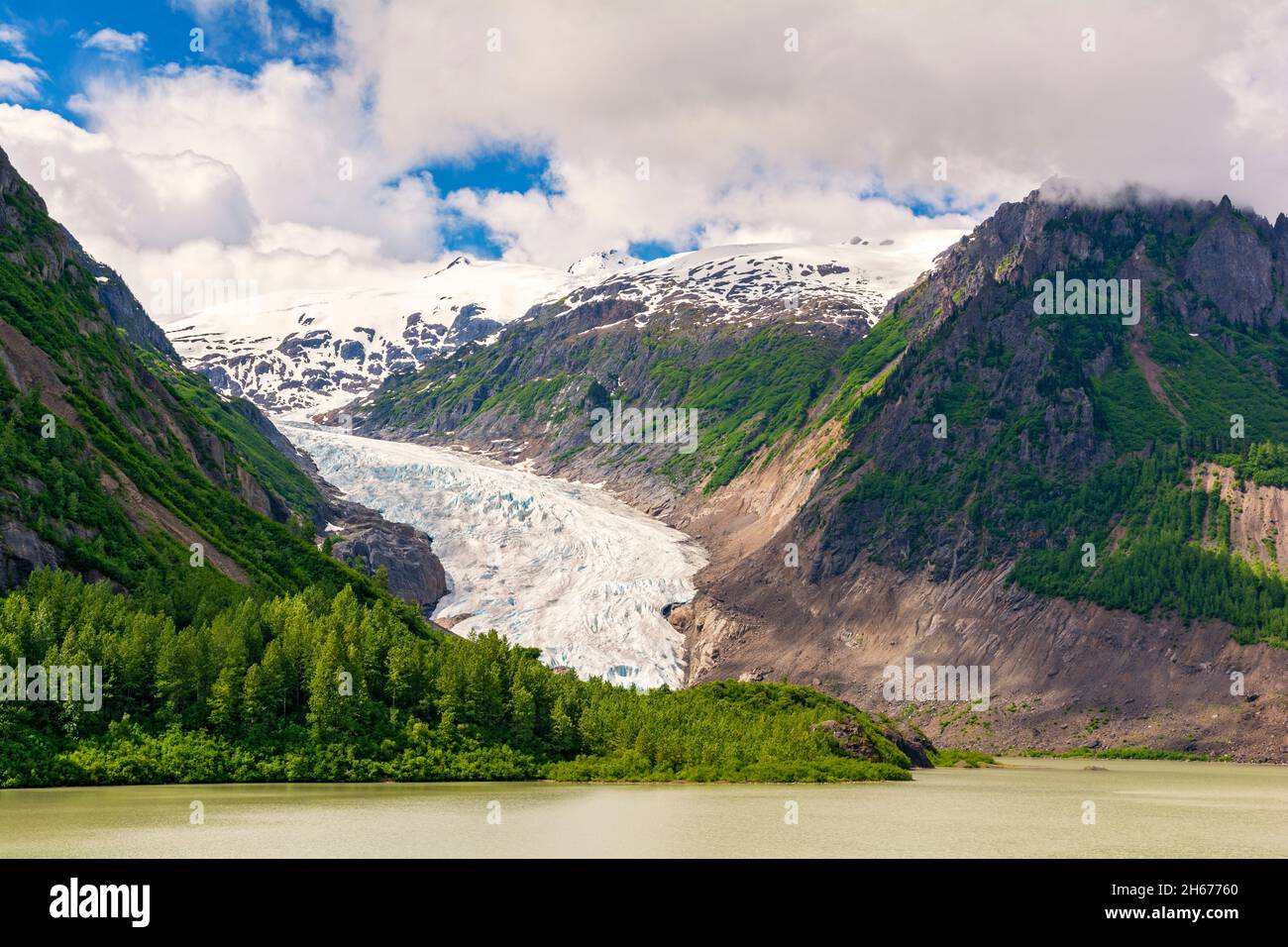 Canada, British Columbia, Bear Glacier, vista dalla strada Hwy 37A a Stewart, BC & Hyder, Alaska Foto Stock