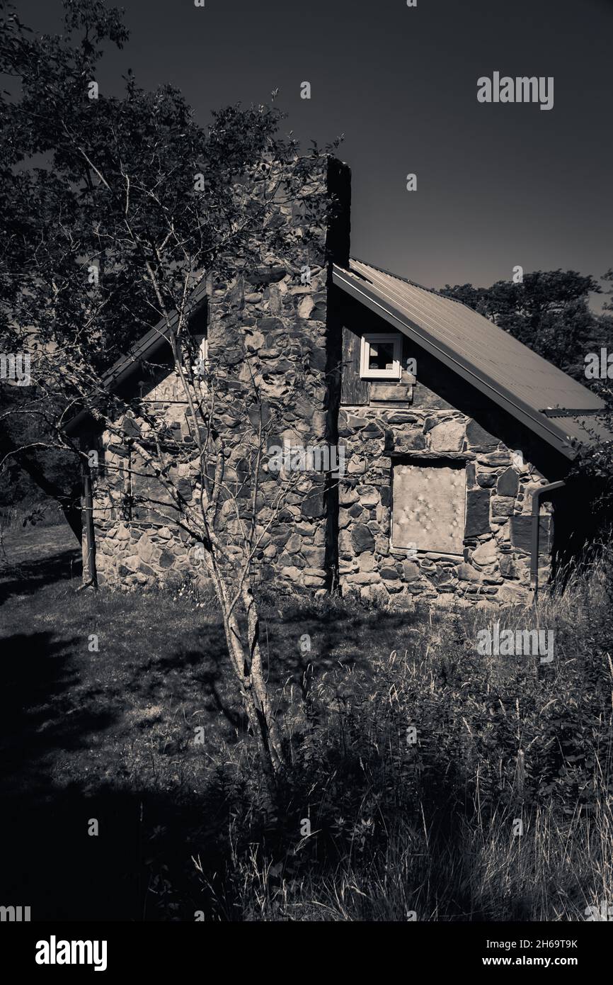 Abbandonato Island Teahouse in un Island Center, che diventerà un punto focale per l'educazione all'aperto e le attività comunitarie sull'isola. Foto Stock