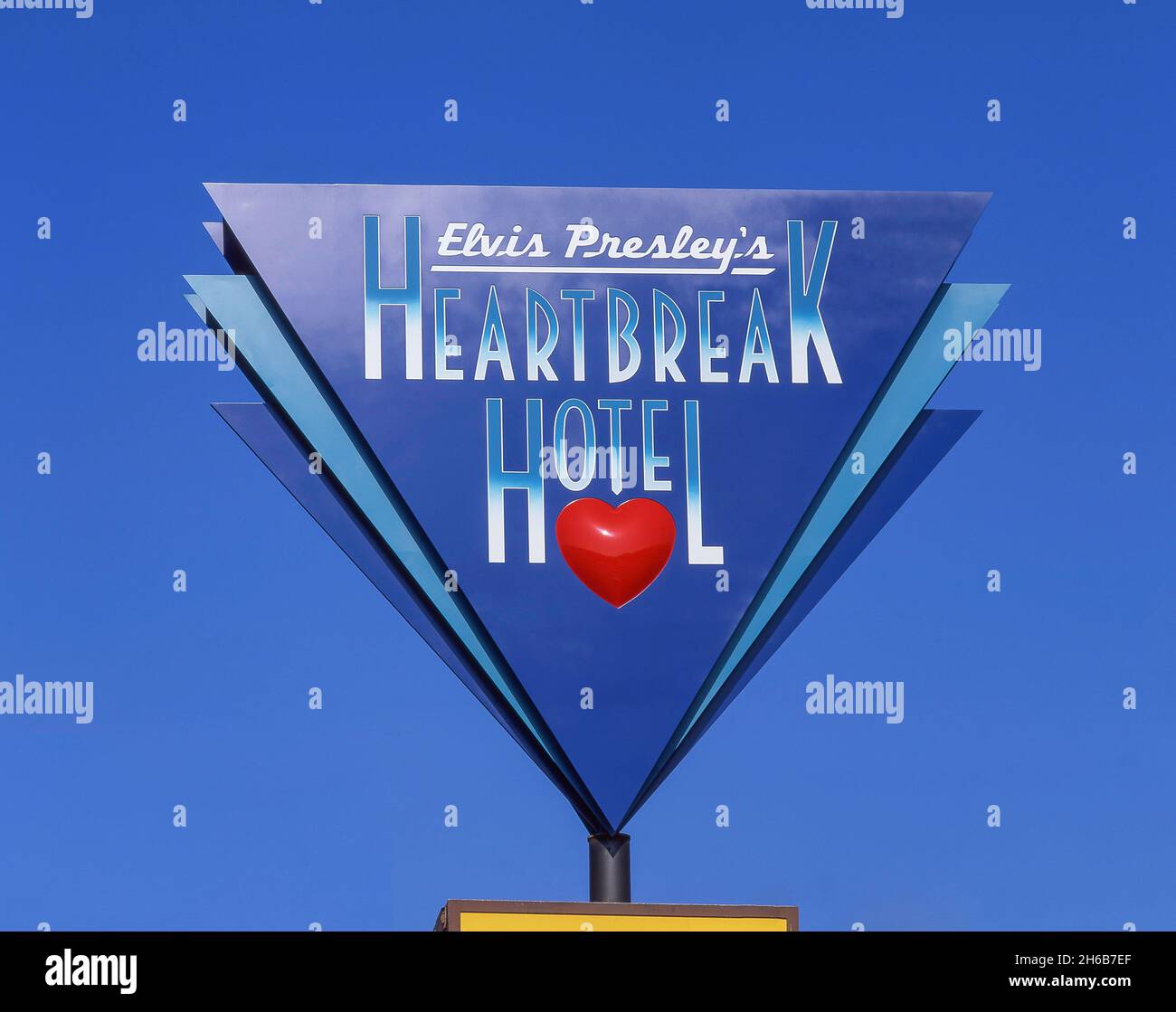 Heartbreak Hotel segno, Casa di Graceland, Elvis Presley Boulevard, Whitehaven, Memphis, Tennessee, Stati Uniti d'America Foto Stock