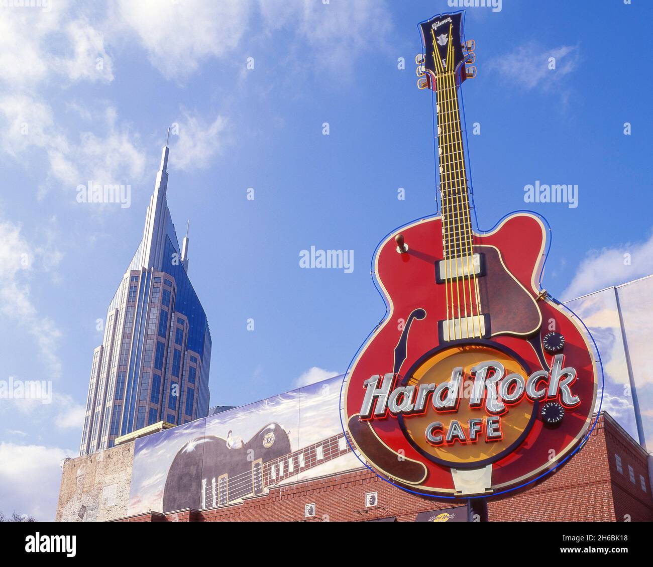 Cartello per chitarra Hard Rock Cafe, Broadway, Nashville, Tennessee, Stati Uniti d'America Foto Stock