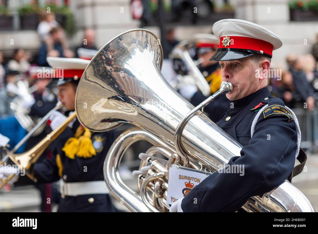 Surbiton Royal British Legion Youth Marching Band al Lord Mayor's Show, sfilata, processione che passa lungo Poultry, vicino a Mansion House, Londra, Regno Unito Foto Stock