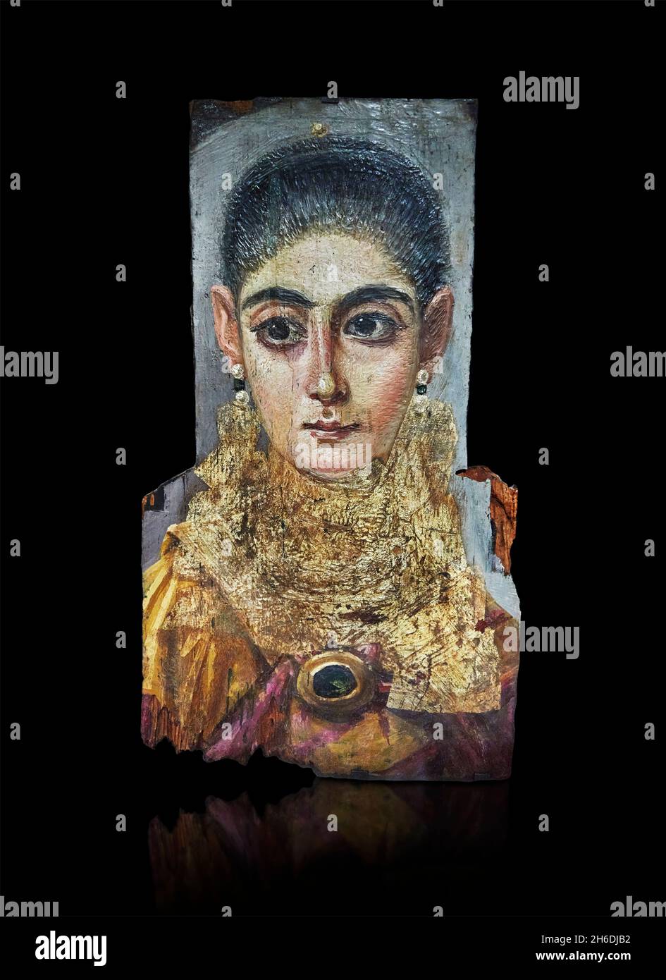 Ritratto di mamma di Fayum egiziano romano, 100 - 150 d.C., Antinopolis. Museo del Louvre MND 2047. Ritratto mummy di una donna (busto, ritratto); indossare orecchini; Foto Stock