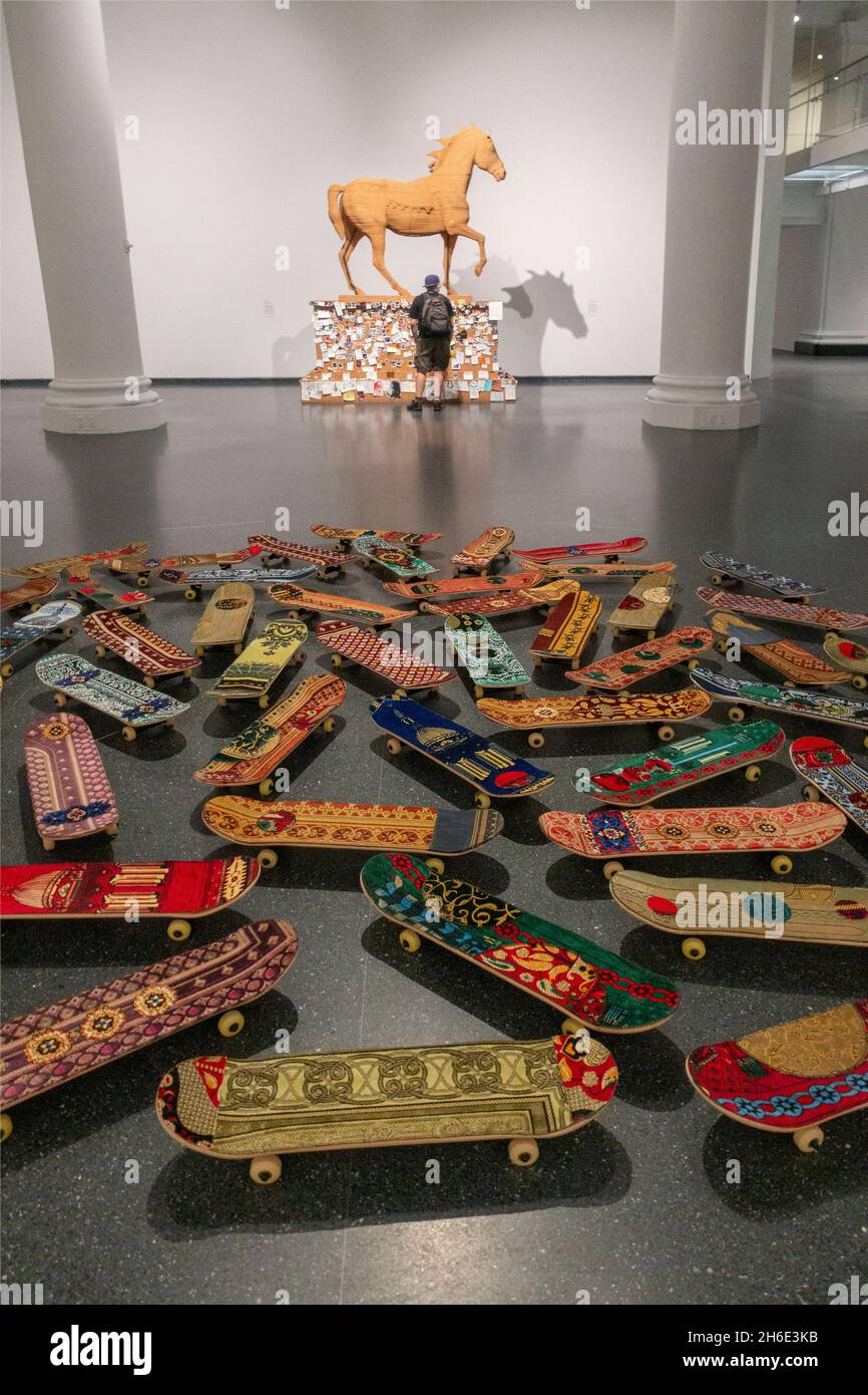 Mostra di skateboard con la massima sensazione al Brooklyn Museum di Brooklyn, New York Foto Stock