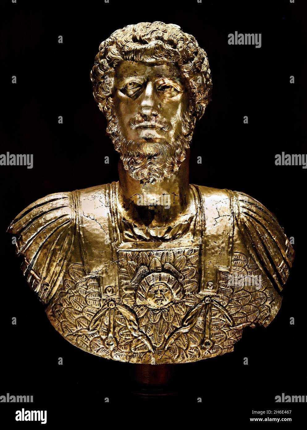 Lucius Aurelio Verus 169, imperatore romano dal 161 fino alla sua morte nel 169, accanto al fratello adottivo Marcus Aurelio, Roma, Italia, italiano. (Busto d'argento dell'imperatore Lucius Verus, II secolo, questo oggetto fa parte del tesoro del Marengo) Torino Palazzo reale - Palazzo reale di Torino, Foto Stock