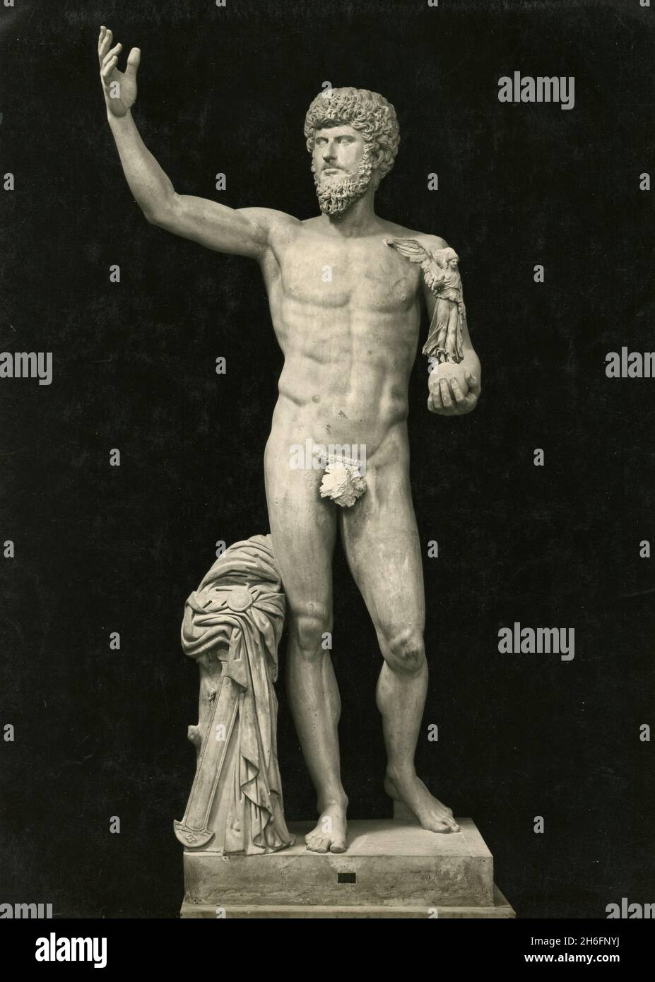 Statua in marmo dell'imperatore romano Lucius Verus, Italia anni trenta Foto Stock