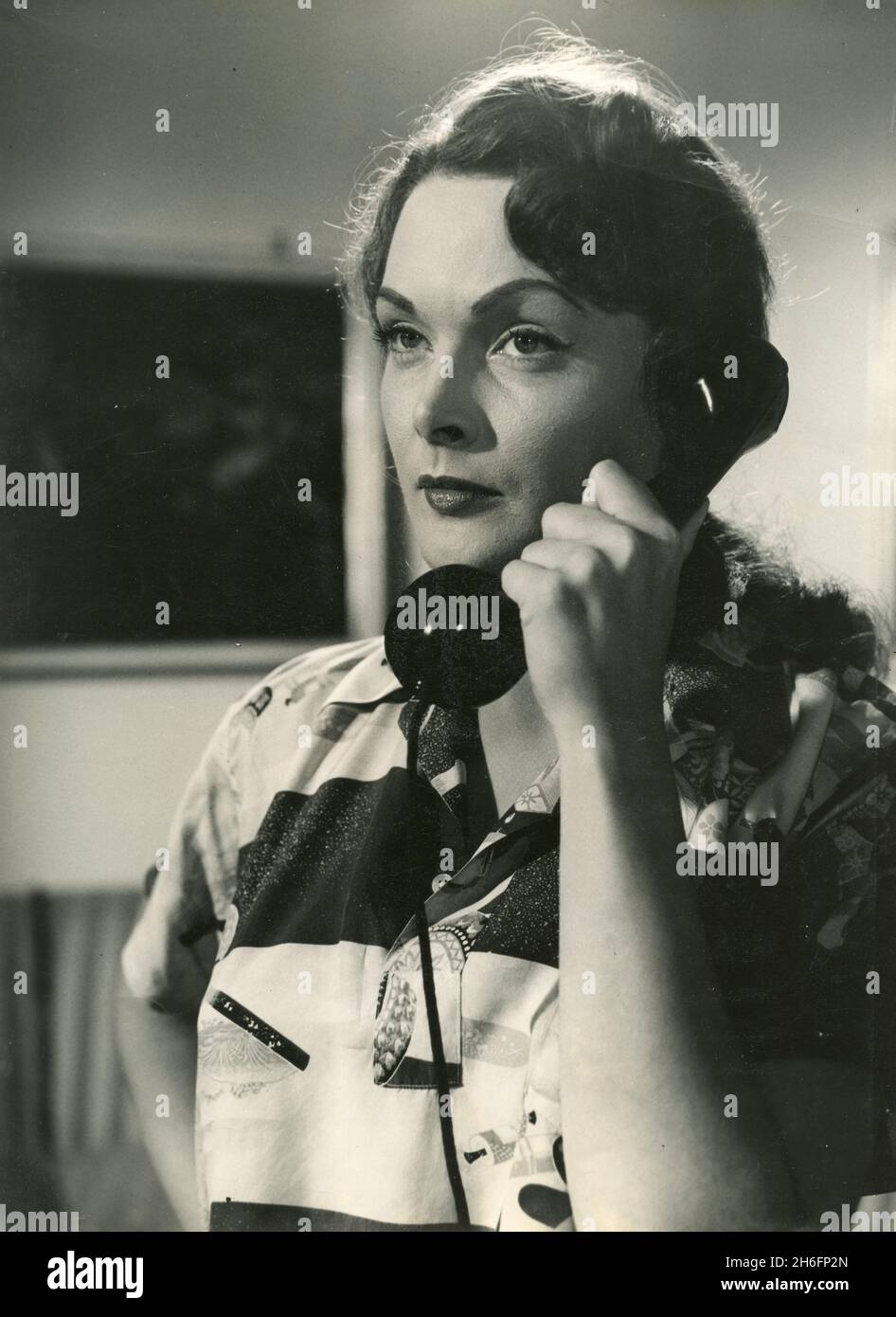 L'attrice inglese Tamara Lees, nata in Austria, nel film Repentir, Italia 1956 Foto Stock