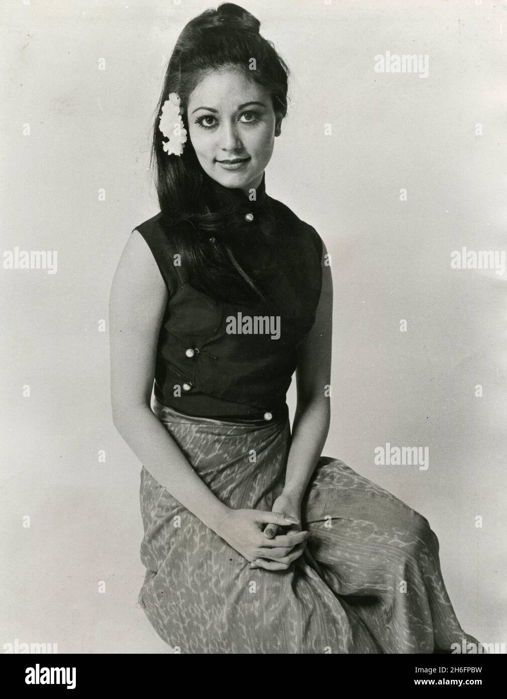 Attrice birmano-britannica e ospite TV Me Me Lai, UK anni '70 Foto Stock