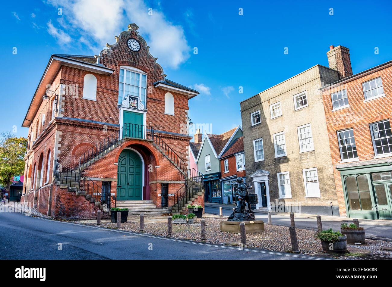 L'immagine è una di Shire Hall nella storica cittadina costiera del mercato di Woodbridge nella contea di Suffolk di East Anglia nel sud-est dell'Inghilterra Foto Stock