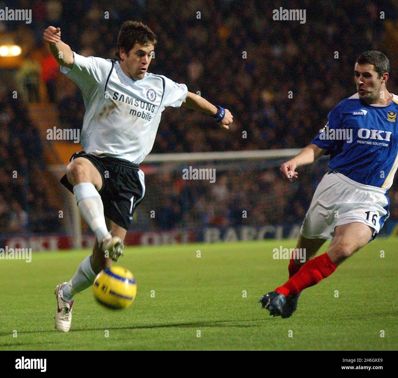 PORTSMOUTH V CHELSEA JOE COLE PRENDE ANDY GRIFFIN PIC MIKE WALKER, 2005 Foto Stock