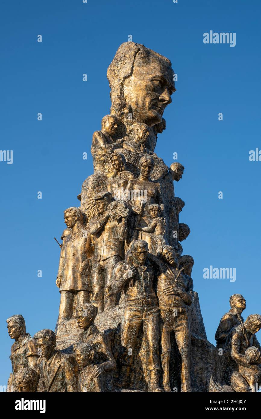 Ataturk Monumento della Vittoria, Zafer Aniti, Famagosta (Gazimagusa), Cipro (parte settentrionale di Cipro). Foto Stock