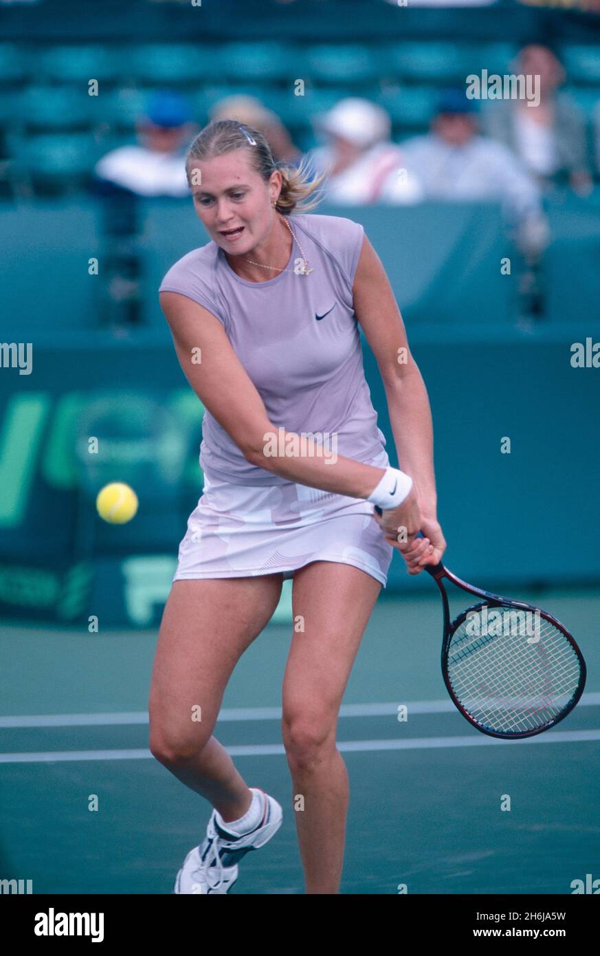 Tennista russo Elena Bovina, Masters, Miami 2001 Foto Stock