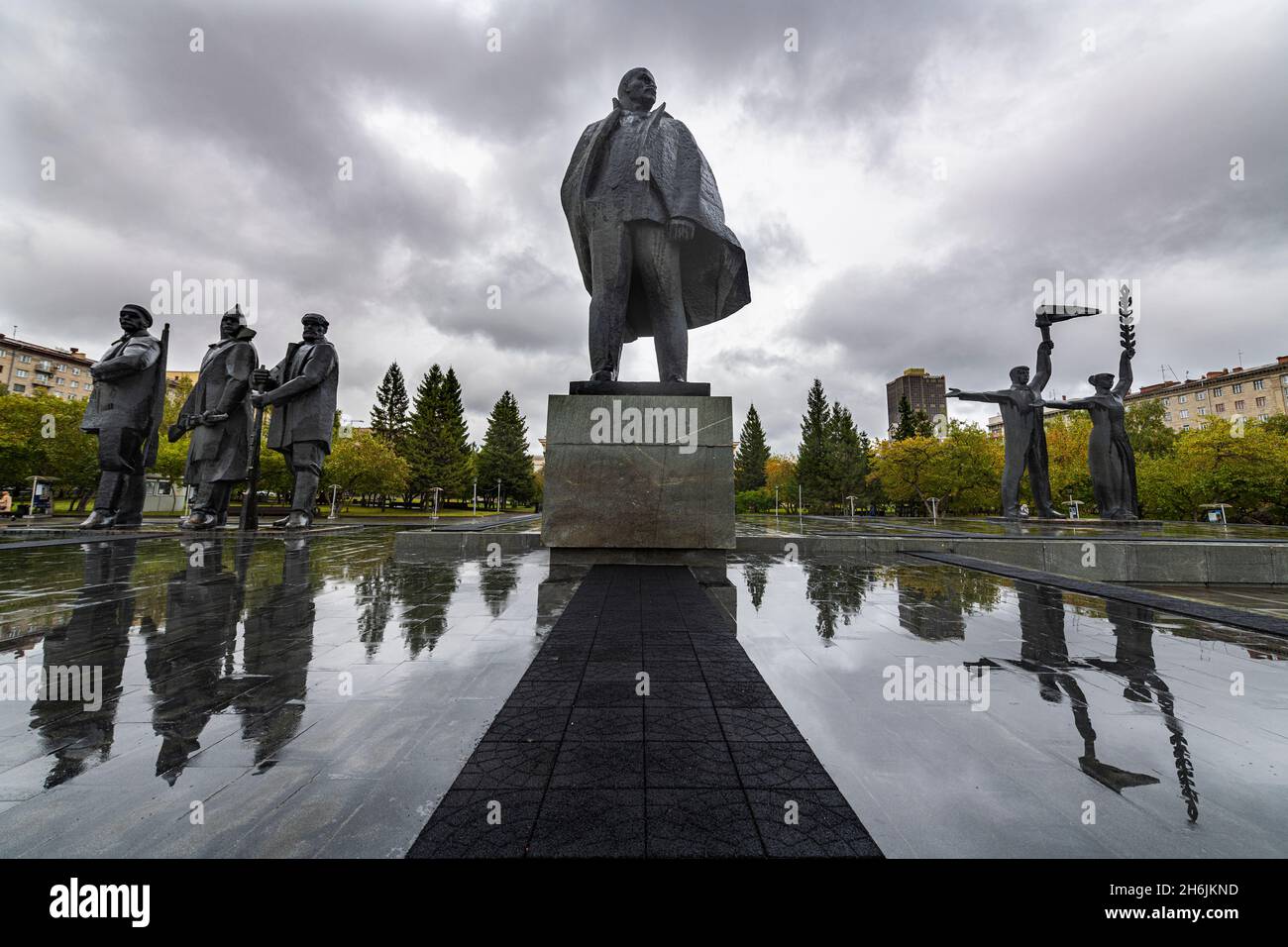 Statua di Lenin su Piazza Lenin, Novosibirsk, Novosibirsk Oblast, Russia, Eurasia Foto Stock