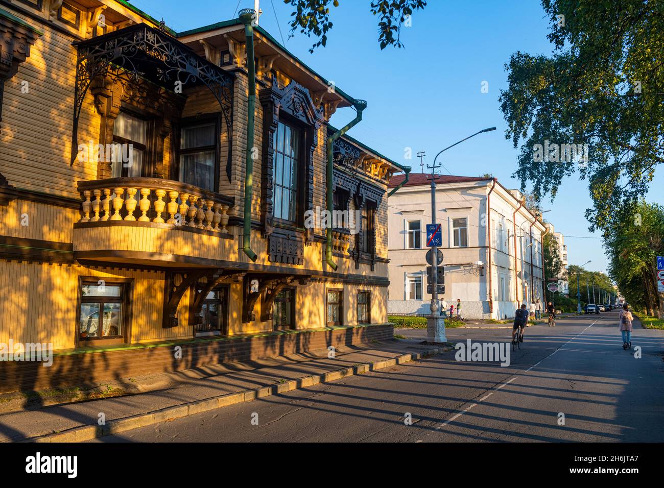 Osobnyak Surkova edificio storico in legno, Arkhangelsk, Russia, Europa Foto Stock