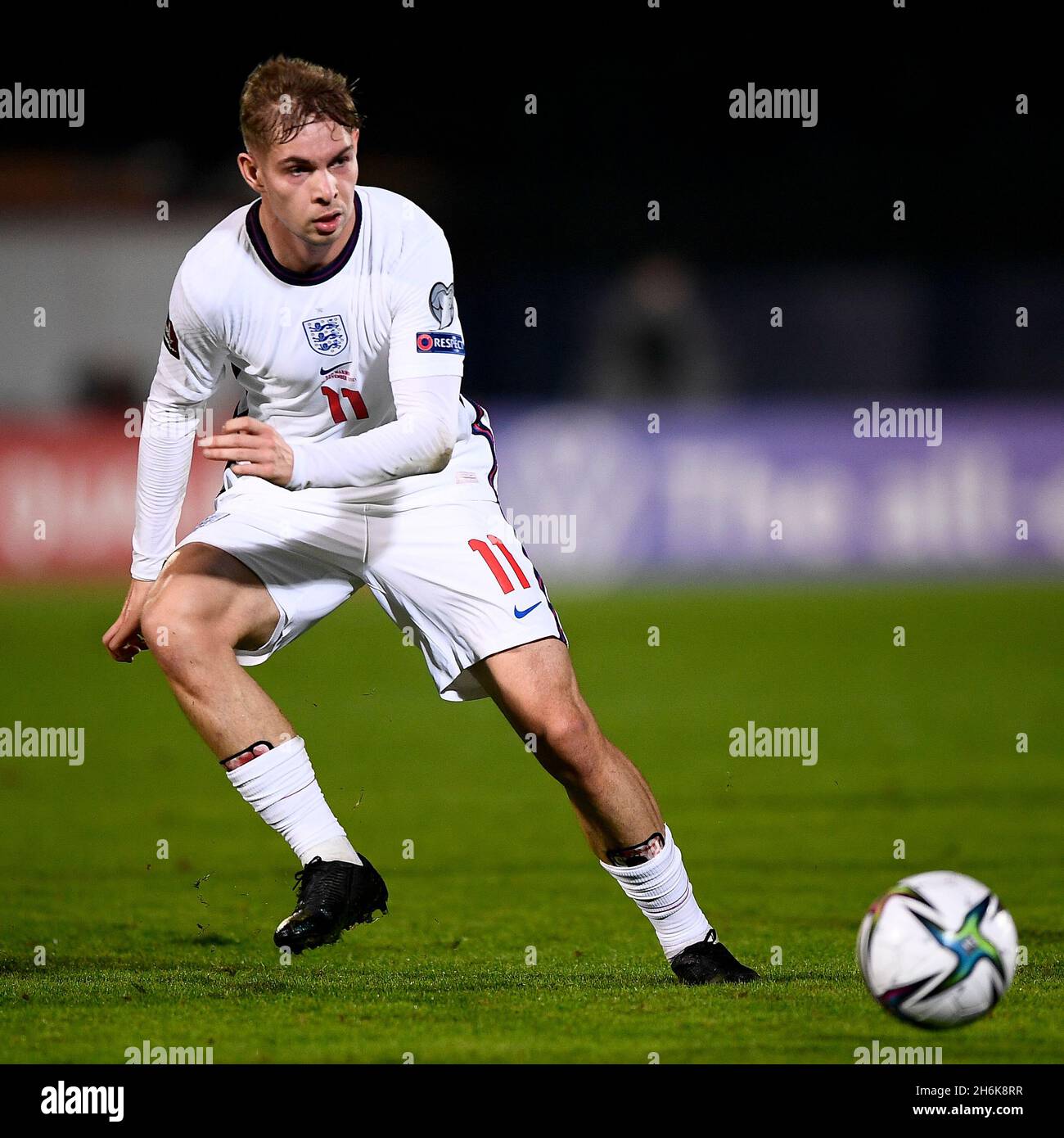 Serravalle, San Marino. 15 novembre 2021. Emile Smith Rowe d'Inghilterra in azione durante la partita di calcio dei Qualifier europei della Coppa del mondo FIFA 2022 tra San Marino e l'Inghilterra. Credit: Nicolò campo/Alamy Live News Foto Stock