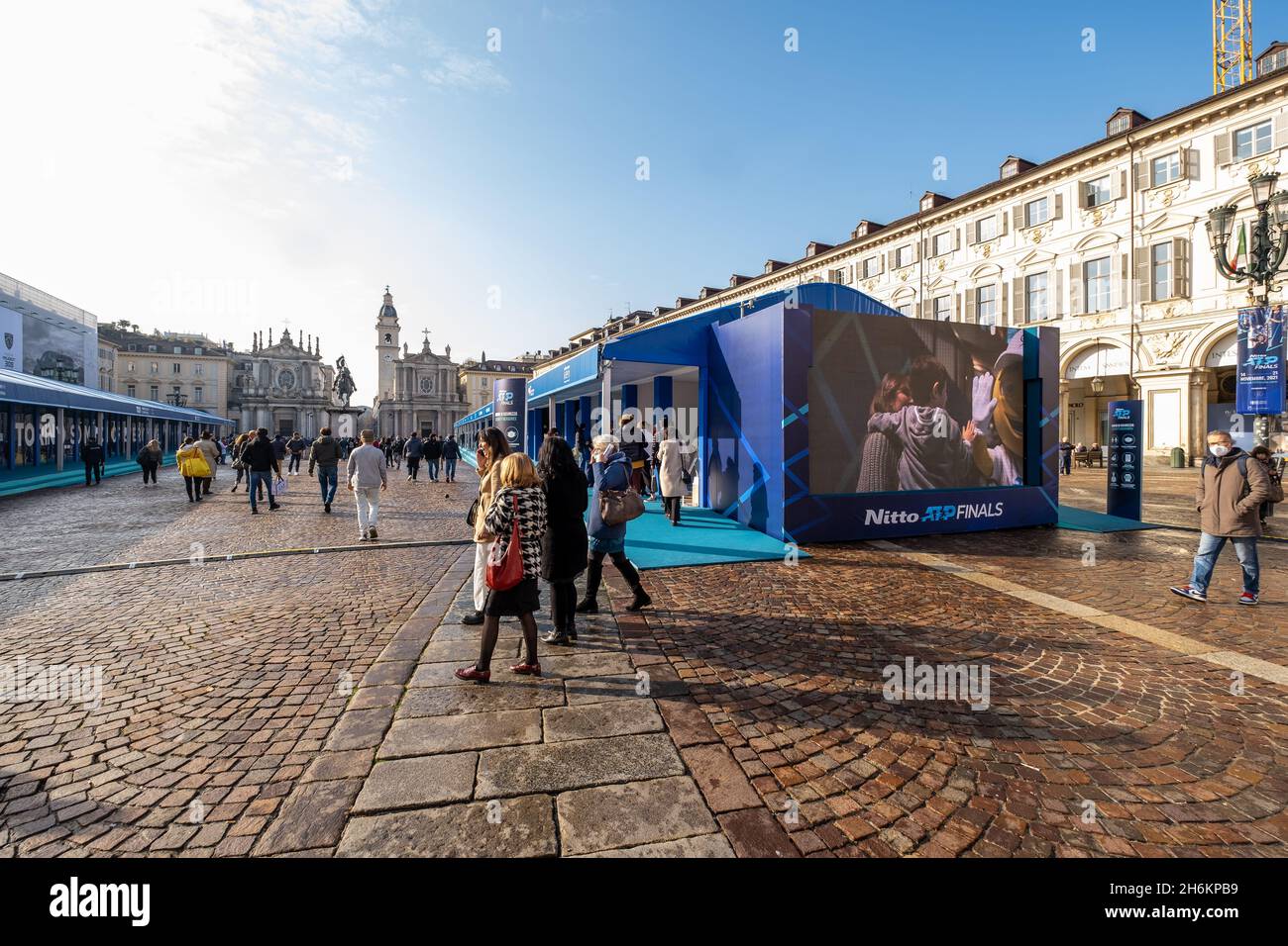 Il villaggio dei tifosi in Piazza San Carlo dà il benvenuto al torneo Nitto ATP di Torino . Torino, Italia - Novembre 16 , 2021. Foto Stock