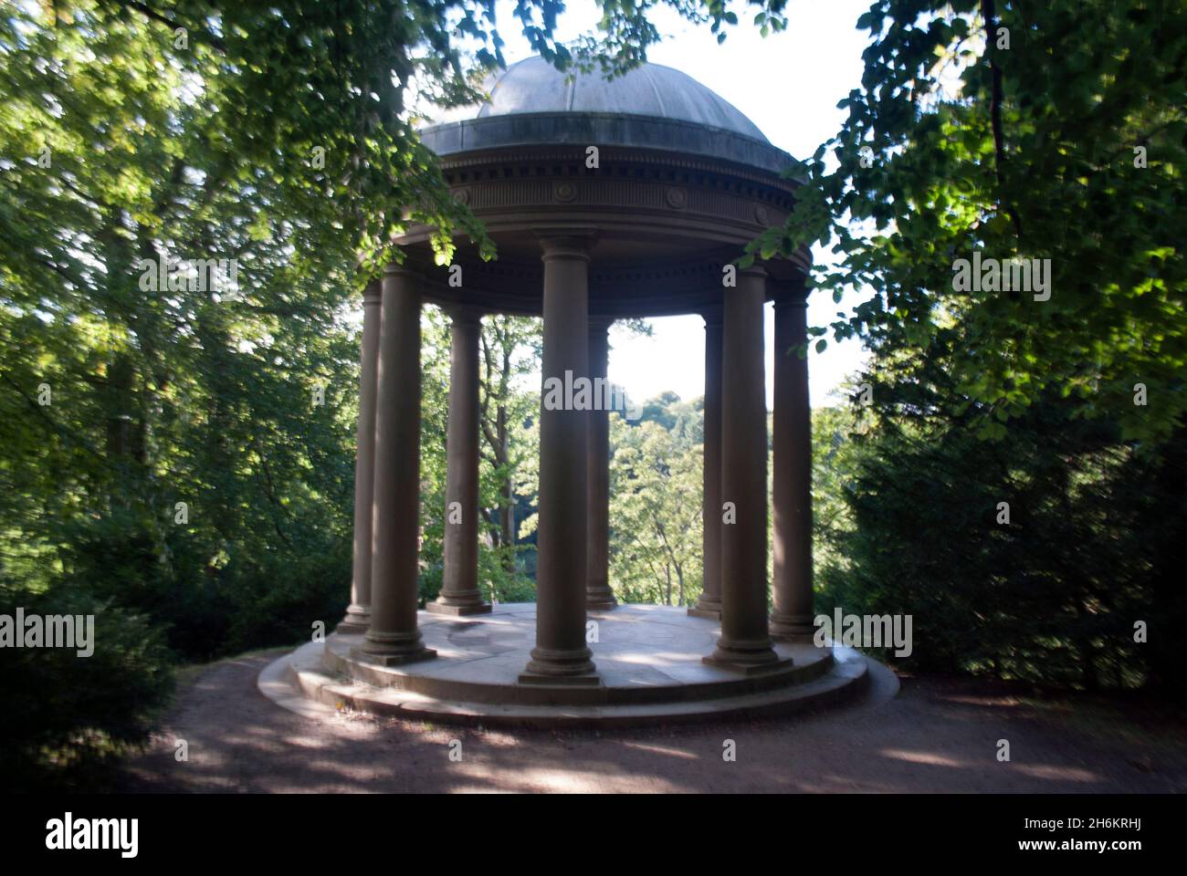 Temple of Fame allo Studley Royal Park, Fountains Abbey, Aldfield, vicino a Ripon, North Yorkshire, Inghilterra Foto Stock