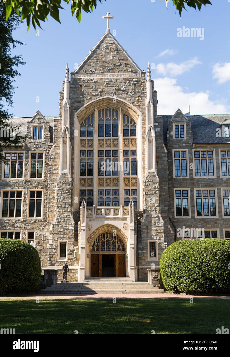 Washington DC - 13 agosto 2013: White-Gravenor è un edificio scolastico del Georgetown College. Costruito nel 1933. Washington DC Foto Stock