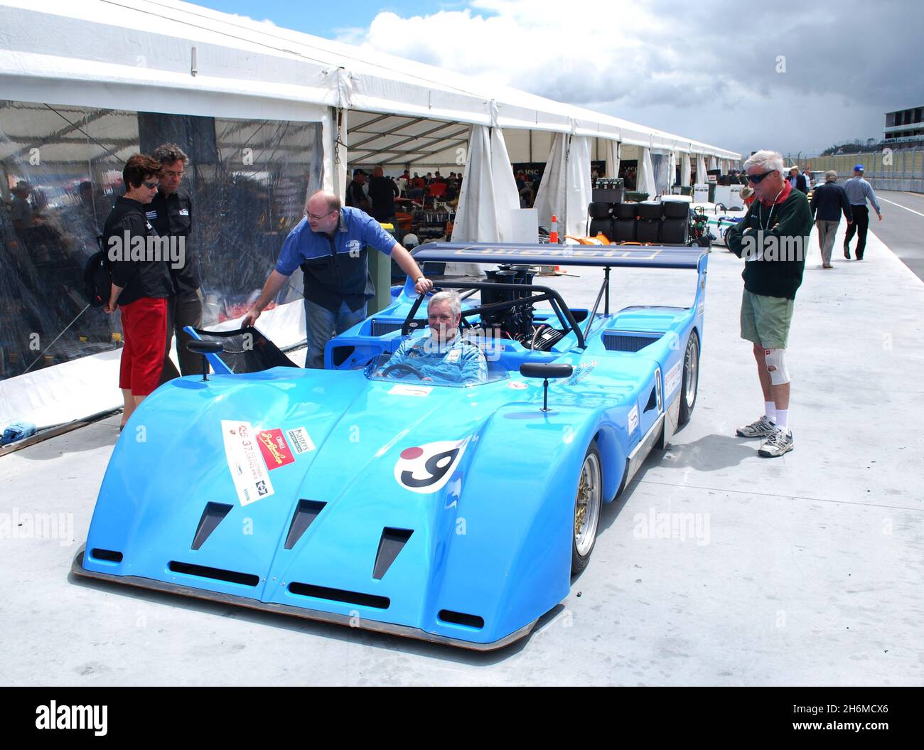 Richard Dodkins dal Regno Unito, con il MARZO 717 Can Am CAR, Hampton Downs Bruce McLaren Festival 22 gennaio 2010 Foto Stock
