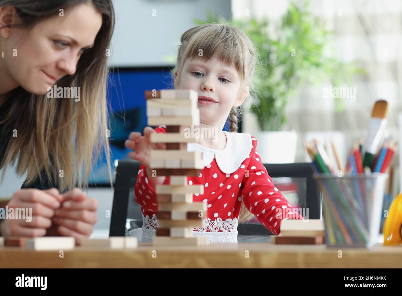 La famiglia trascorrerà del tempo di qualità insieme in vacanza o nel fine settimana Foto Stock