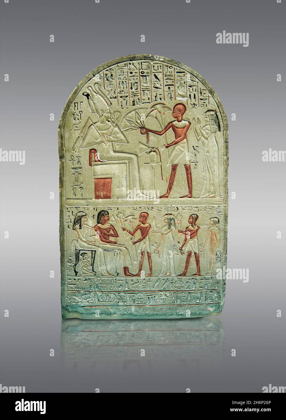 Antica stele egiziana di Bakenamun, 1390-1352, 18a dinastia. British Museum EA289. Stela di Bakenamun con sommità tonda in pietra calcarea con dettagli dipinti: Up Foto Stock