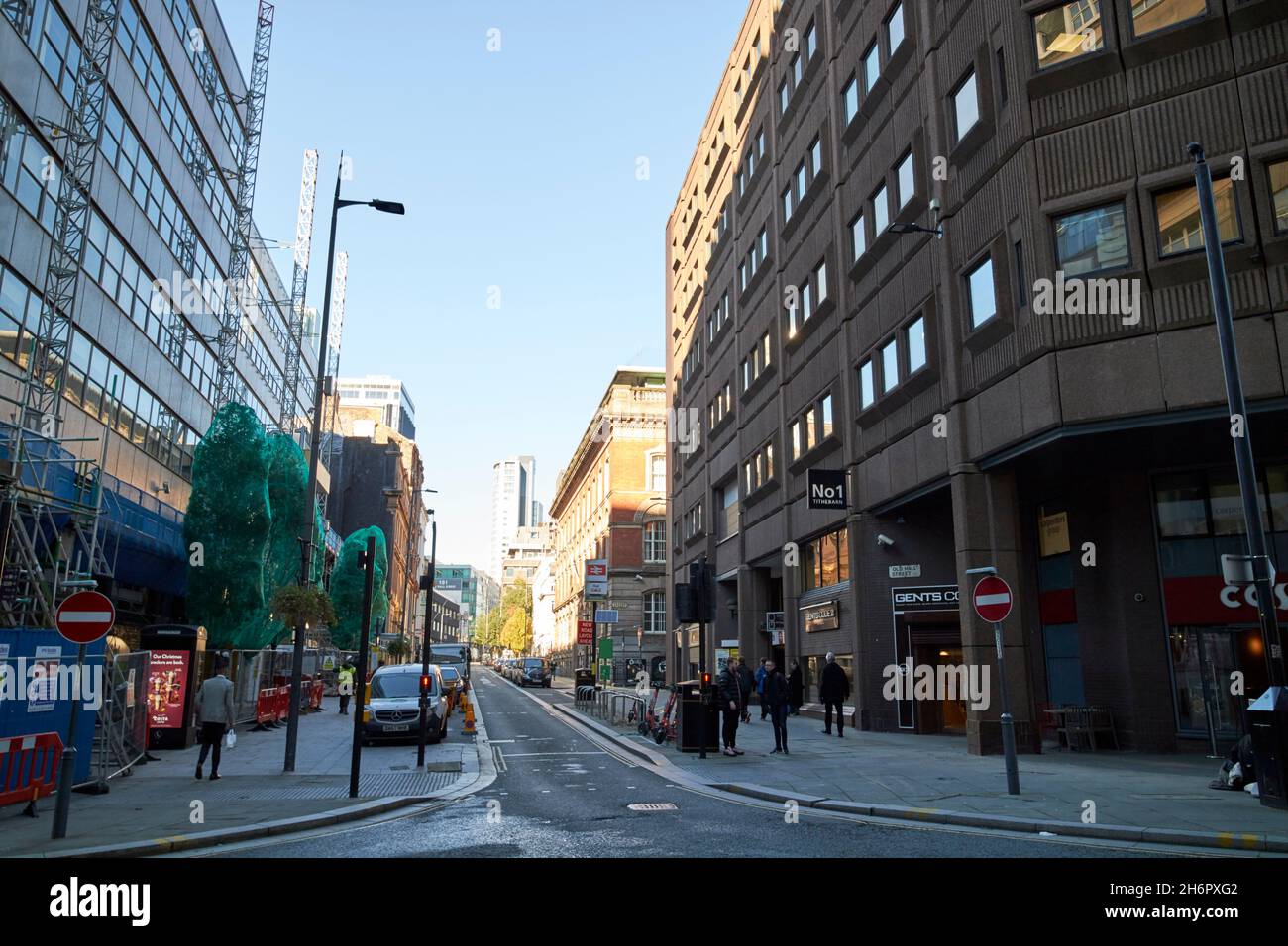 Guardando lungo la vecchia strada hall da 1 tithebarn Liverpool merseyside regno unito Foto Stock