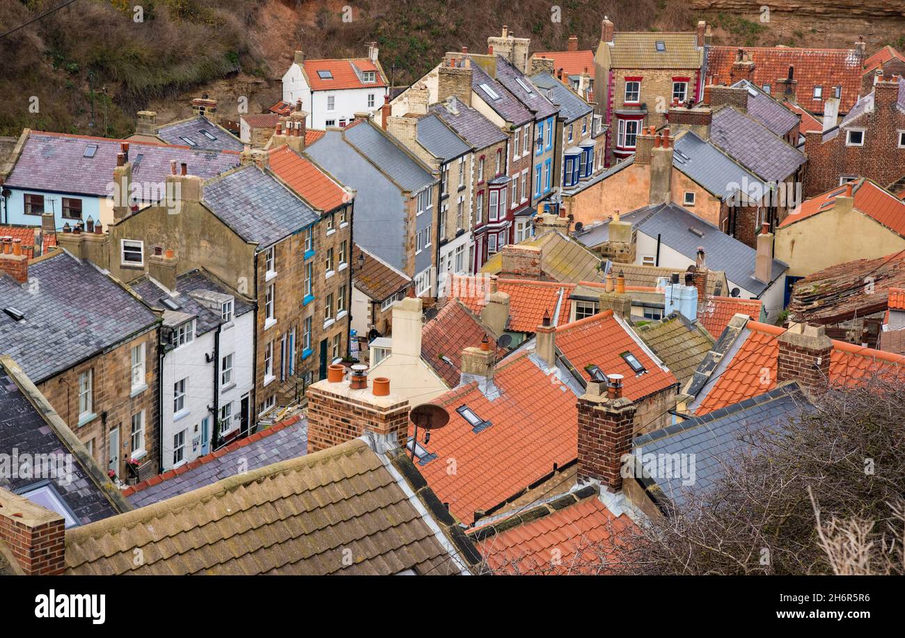 Rooves al villaggio di mare di Staithes, Scarborough , North Yorkshire, Regno Unito Foto Stock