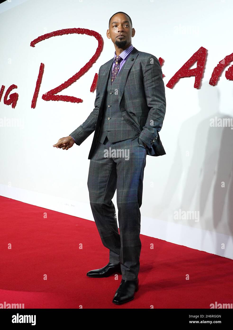 Will Smith arriva per una proiezione speciale di King Richard al cinema Curzon Mayfair di Londra. Data foto: Mercoledì 17 novembre 2021. Foto Stock