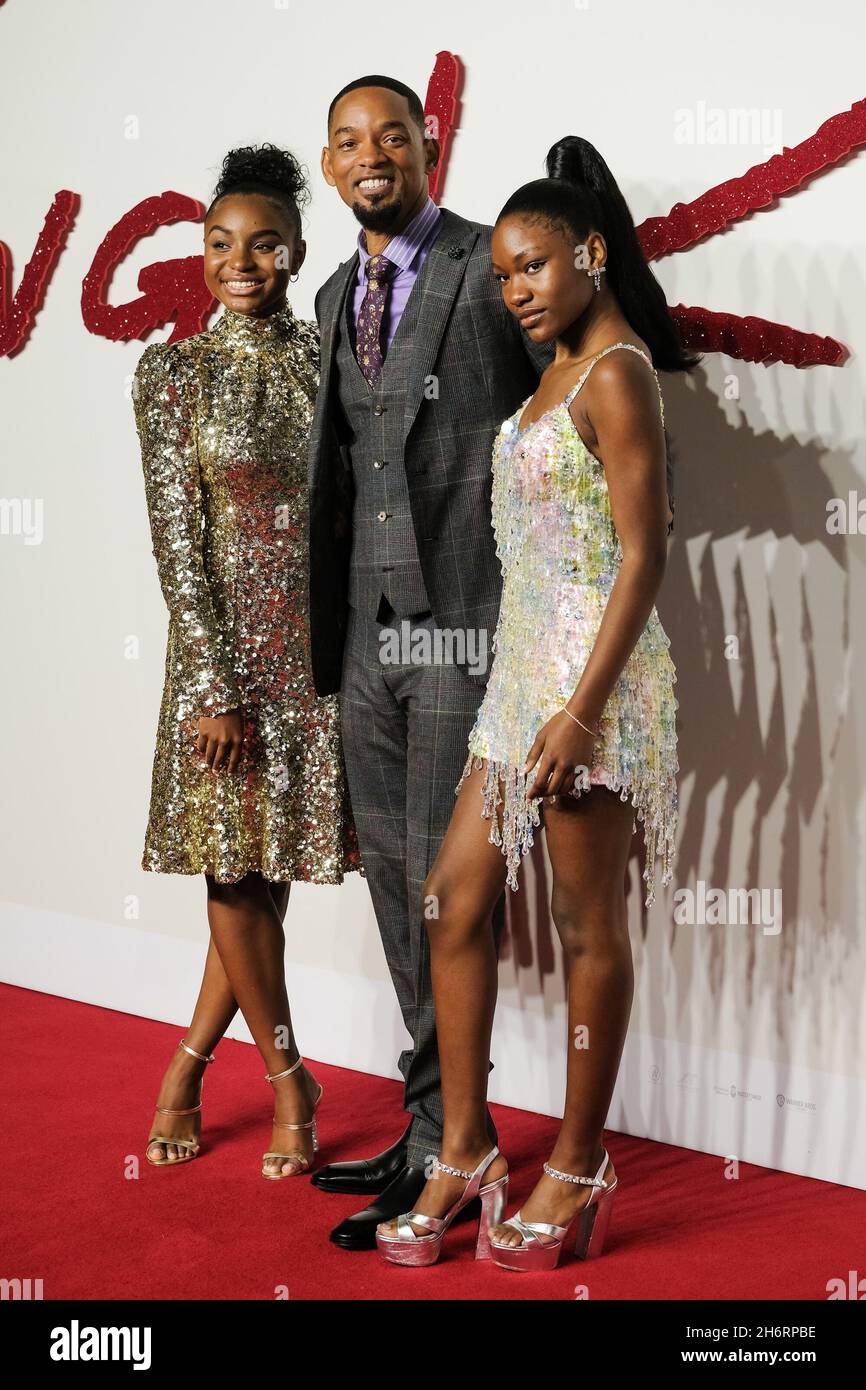 Londra, Regno Unito. 17 novembre 2021. REGNO UNITO. Mercoledì 17 novembre 2021. Demi Singleton, Will Smith e Saniyya Sidney assiste alla Premiere britannica di King Richard al Curzon Mayfair. Foto di Credit: Julie Edwards/Alamy Live News Foto Stock