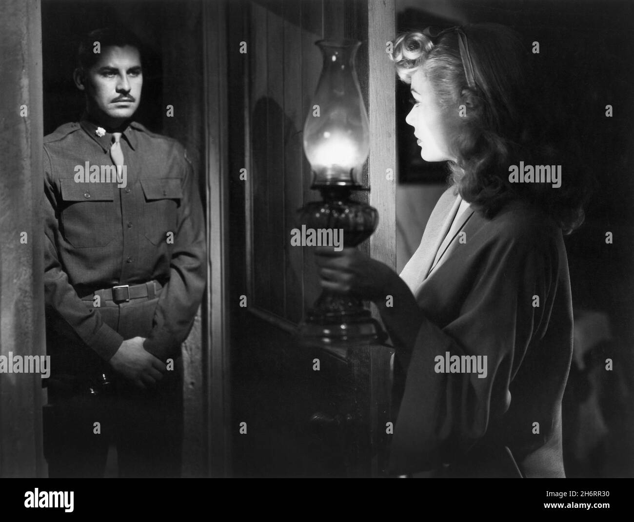 John Hodiak, gene Tierney, sul set del film, 'A Bell for Adano', 20th Century-Fox, 1945 Foto Stock