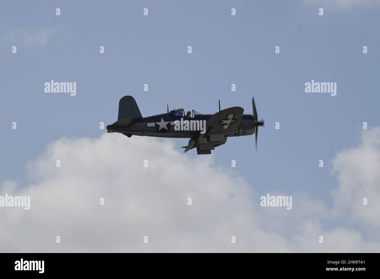Chance Vought F4U Corsair decollo al MCAS Miramar Air Show Foto Stock