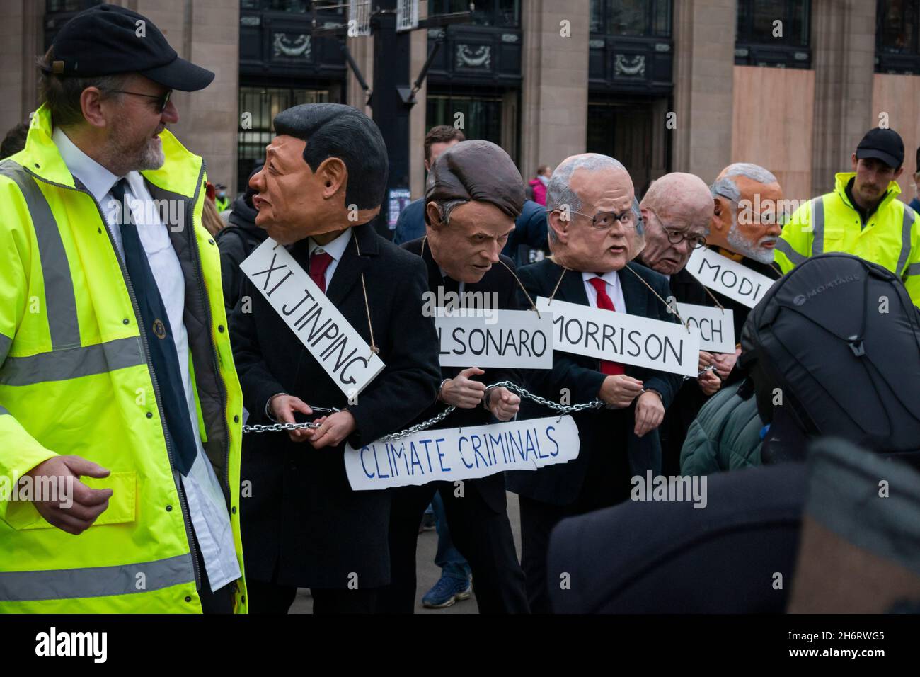 Glasgow marcia protesta durante COP26. Venerdì per il futuro. Foto Stock