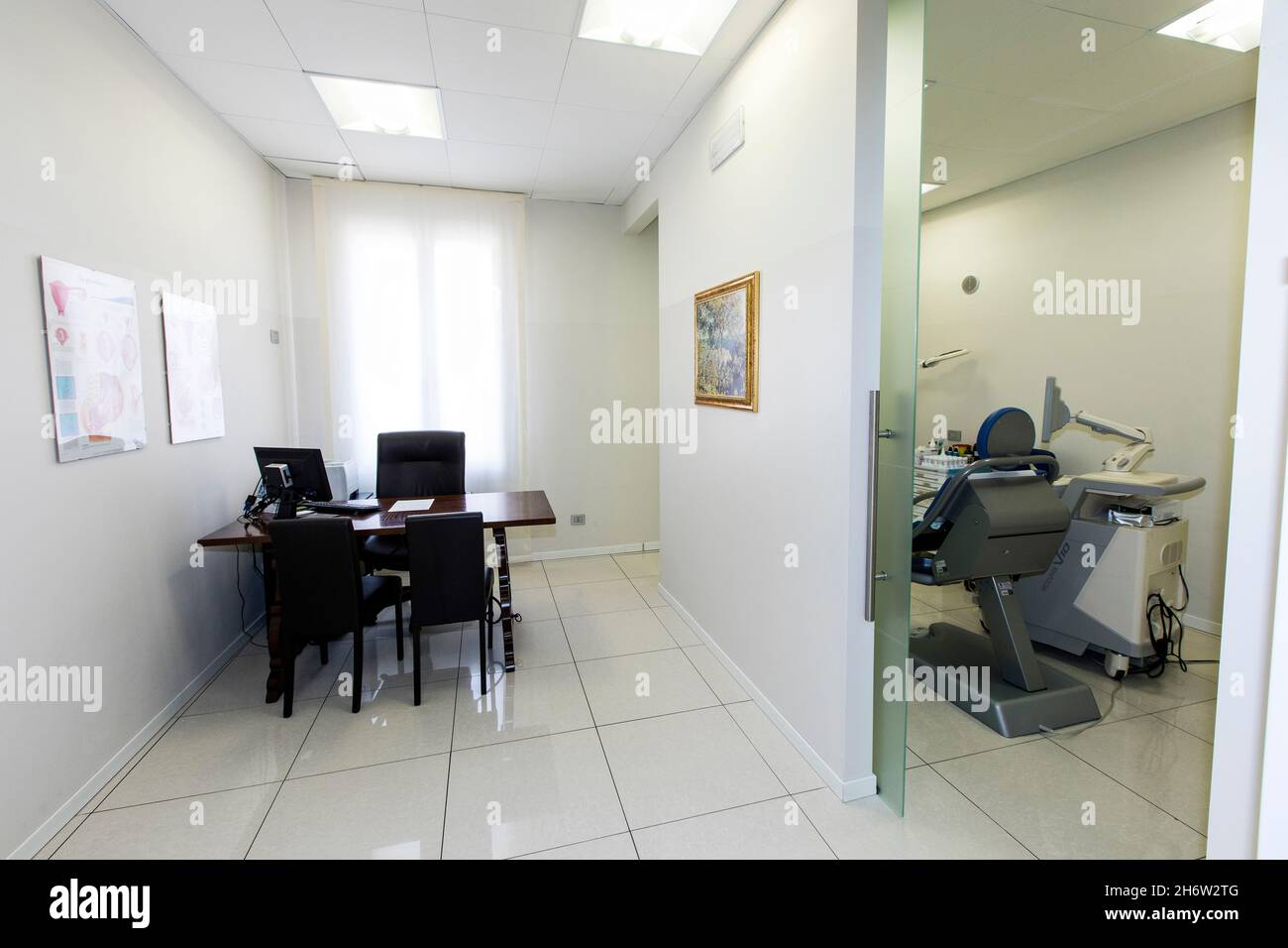 Padova, Italia - novembre 10 2021: Clinica medica e attrezzature mediche Foto Stock