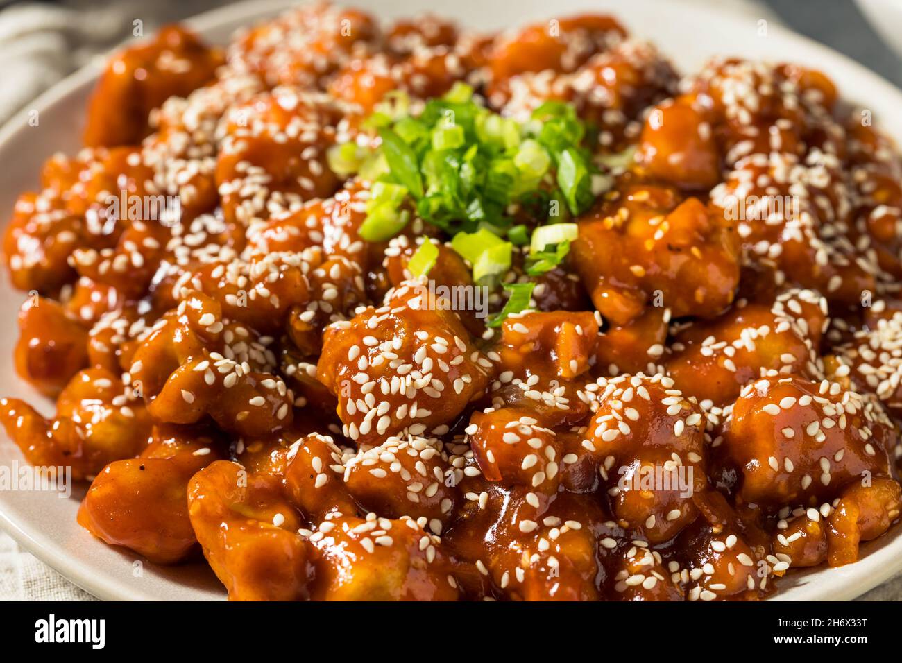 Pollo di Gochujang coreano fatto in casa con Sesame e riso Foto Stock