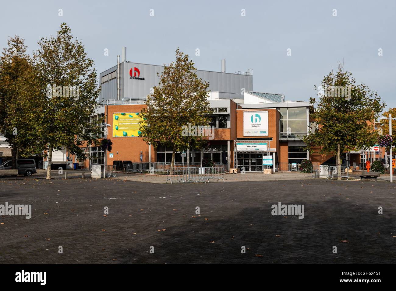 Vilvoorde, Regione fiamminga - Belgio - 10 17 2021: Il centro culturale locale Foto Stock