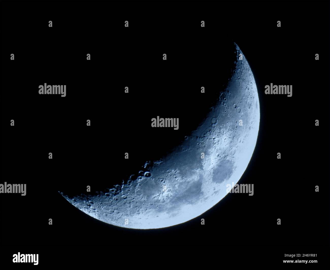La luna in qualsiasi momento dopo la luna nuova e prima della luna piena Foto Stock