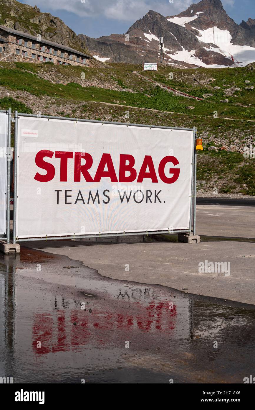 Sustenpass, Svizzera - 13 agosto 2021: Cantiere STRABAG a Susten Foto Stock