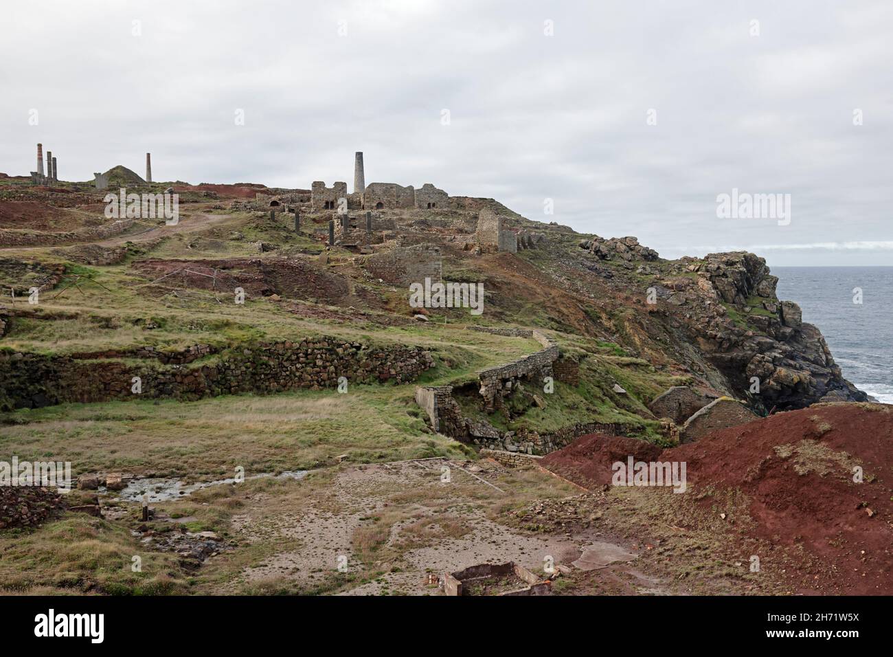 Miniera di Levant Tin sulla costa nord della Cornovaglia Foto Stock