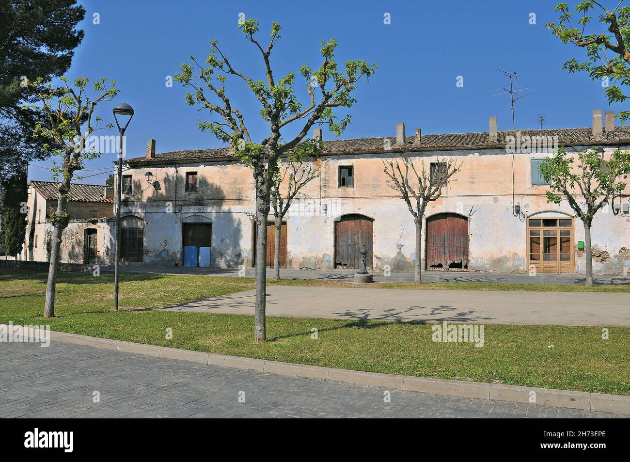 Villaggio di Monistrol de Anoia in un centro abitato di Sant Sadurní de Anoia nella provincia dell'Alto Panades di Barcellona, Catalogna, Spagna Foto Stock